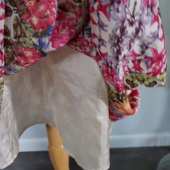 Gorgeous dress - Picture 9 of 13